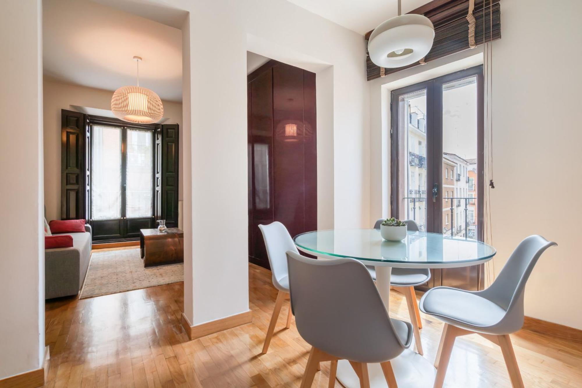 Apartamento Exterior En Lavapies Alquiler Temporal Madrid Kültér fotó