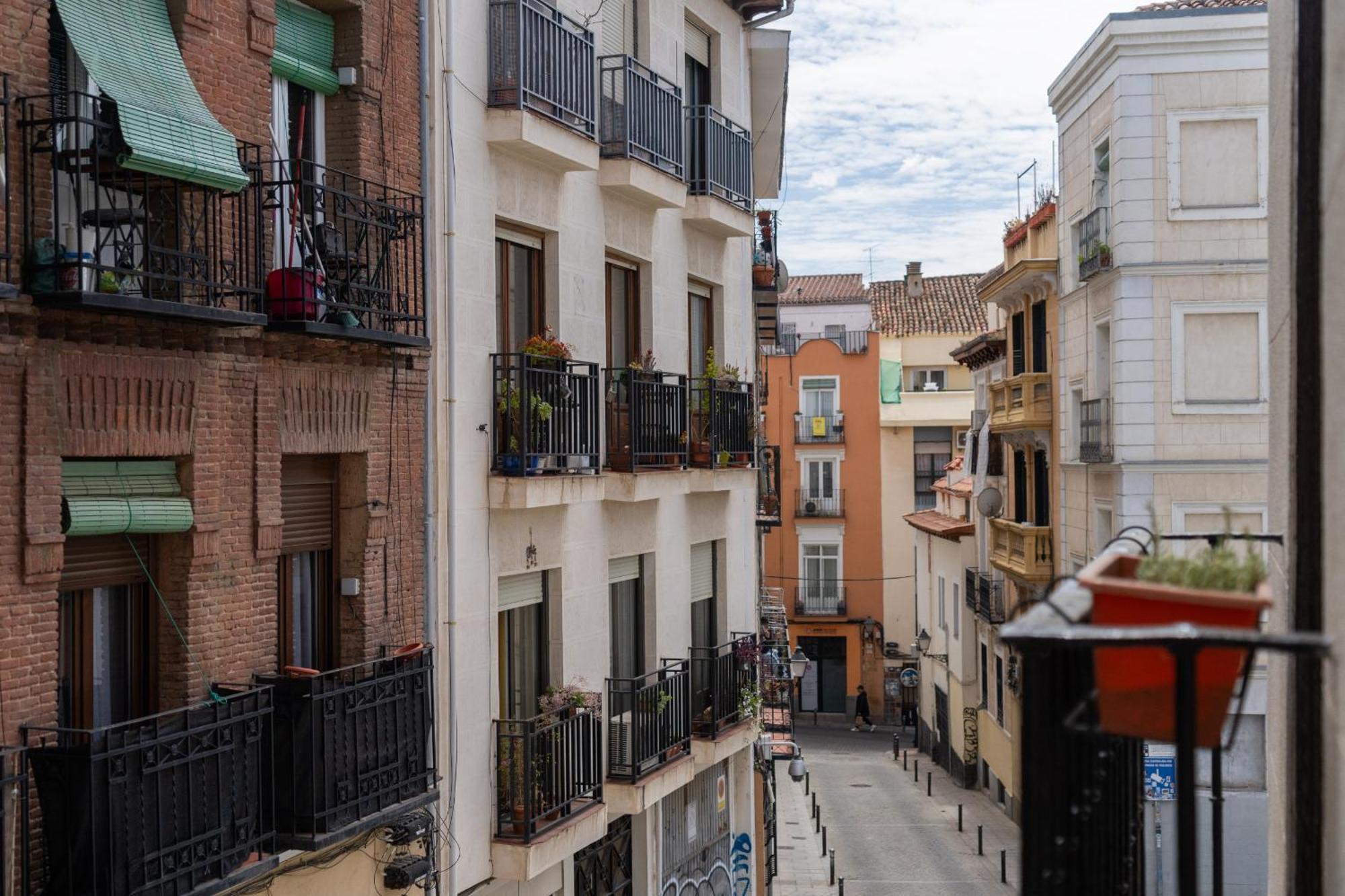 Apartamento Exterior En Lavapies Alquiler Temporal Madrid Kültér fotó